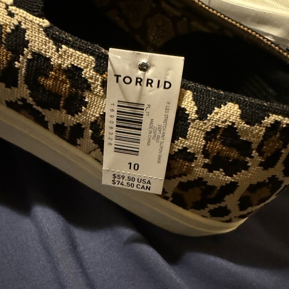 Torrid leopard knit slip on - Picture 2 of 4